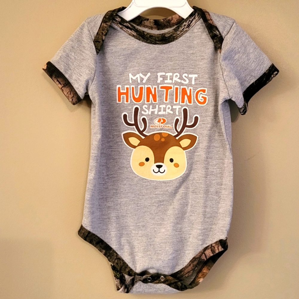 Mossy Oak "My First Hunting Shirt" grey onesie/bodysuit with camo trim